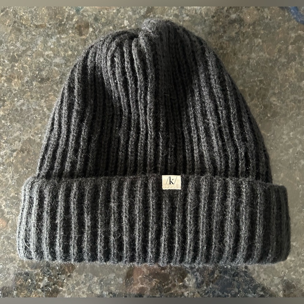 Kitsch Glazey Satin Lined Black Beanie